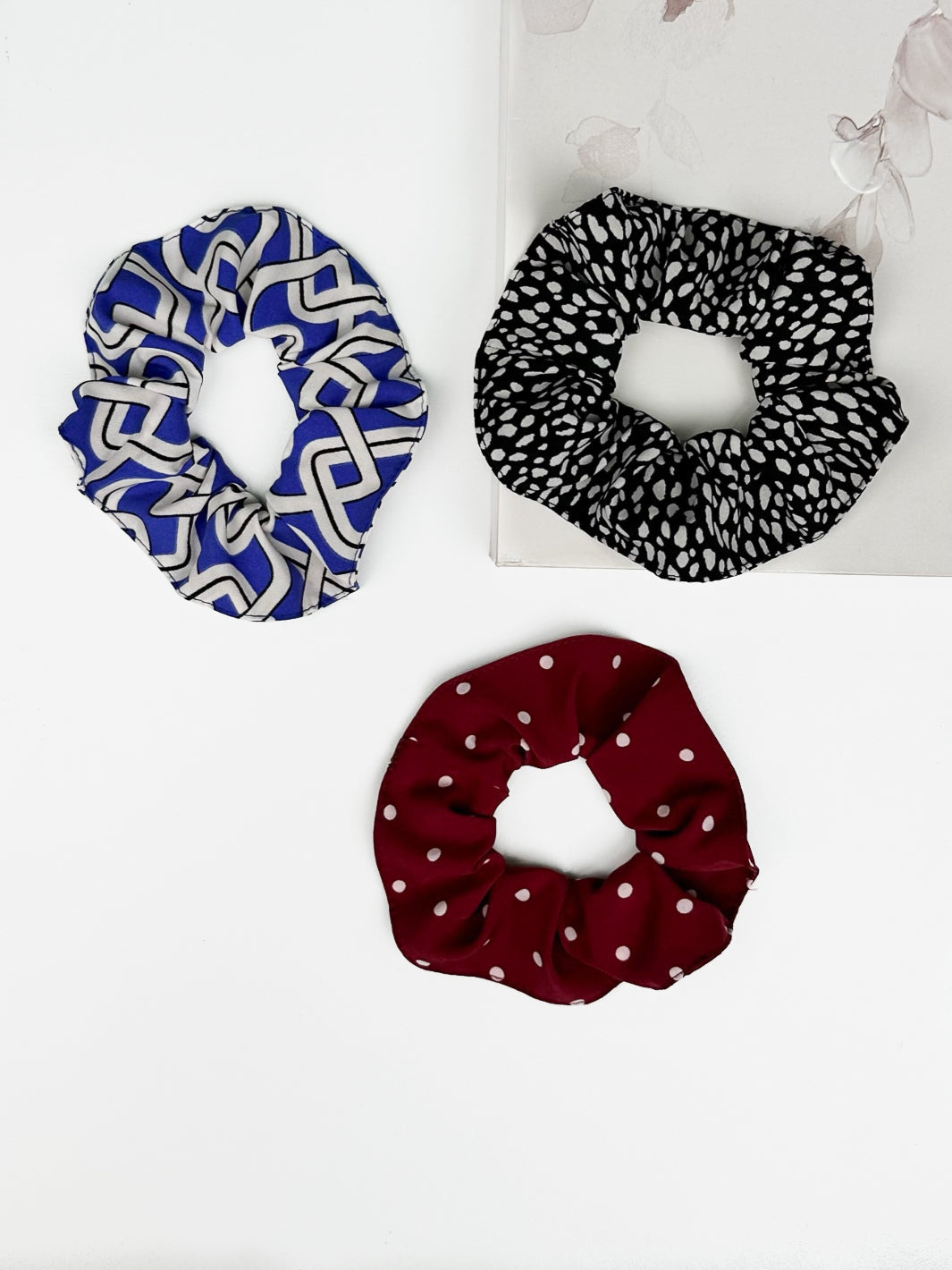 SET DE SCRUNCHIES