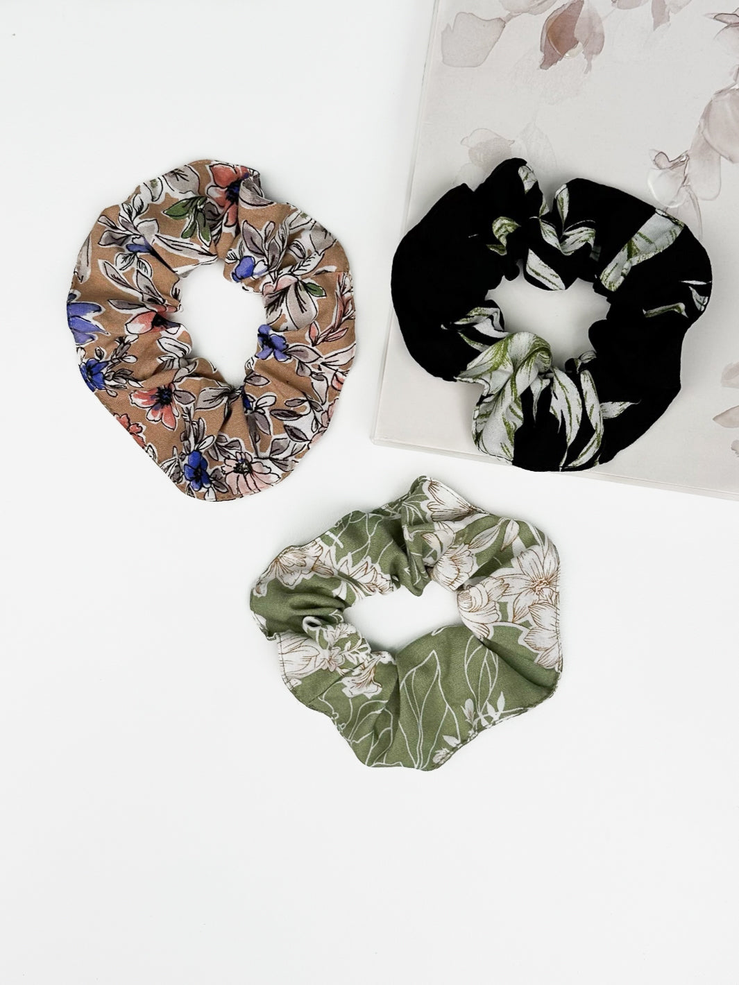 SET DE SCRUNCHIES