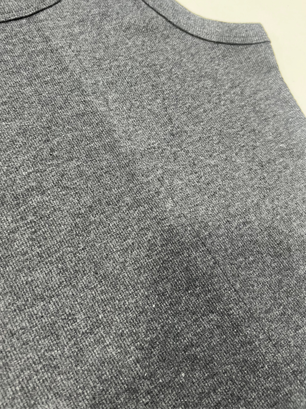TOP LIA GRIS OSCURO OUTLET 153