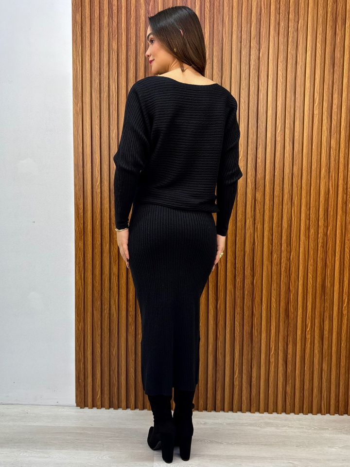 SET DE CHOMPA Y FALDA TEJIDO TERRY NEGRO