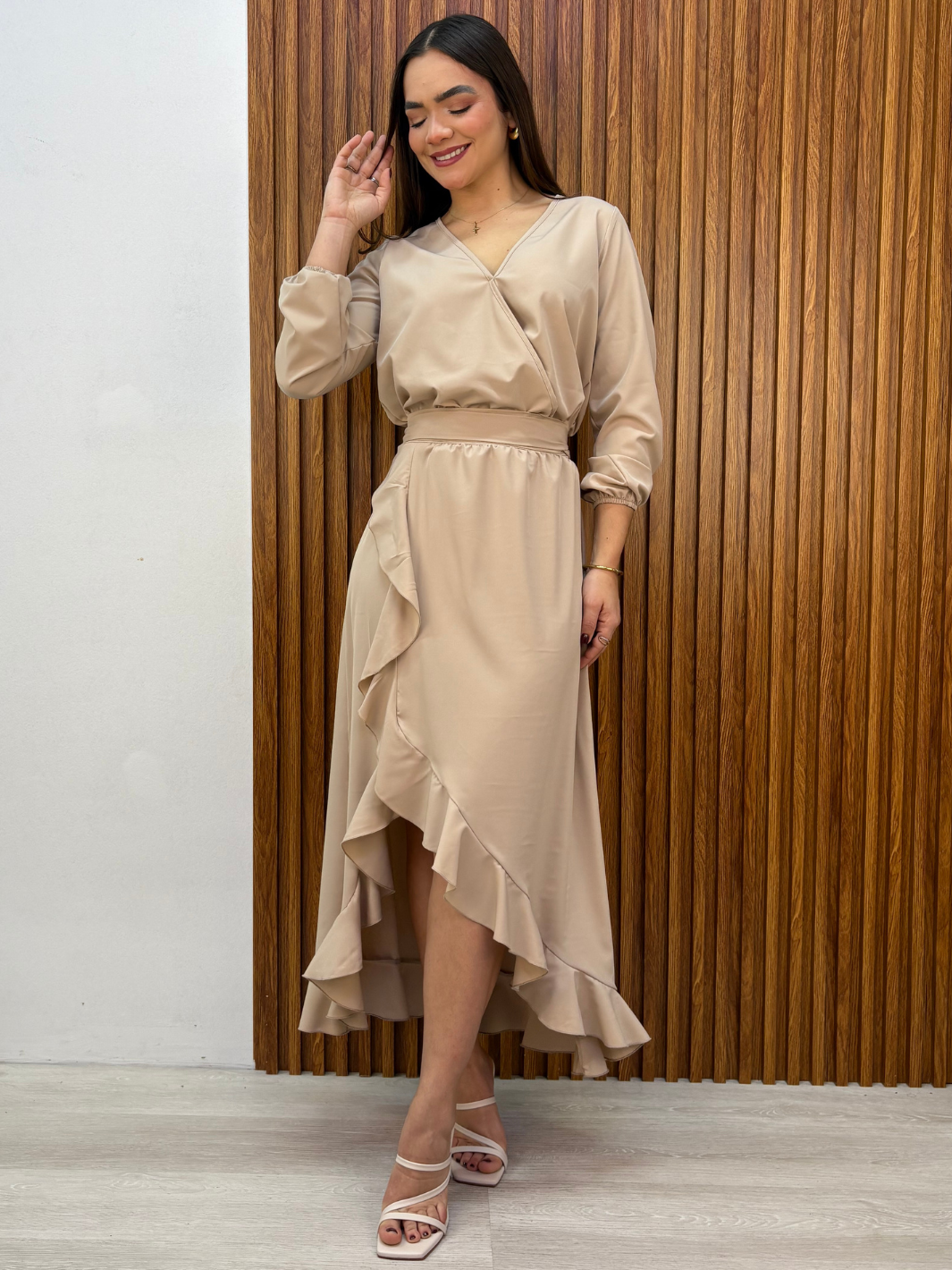 SET DE BLUSA Y FALDA EDITH NUDE