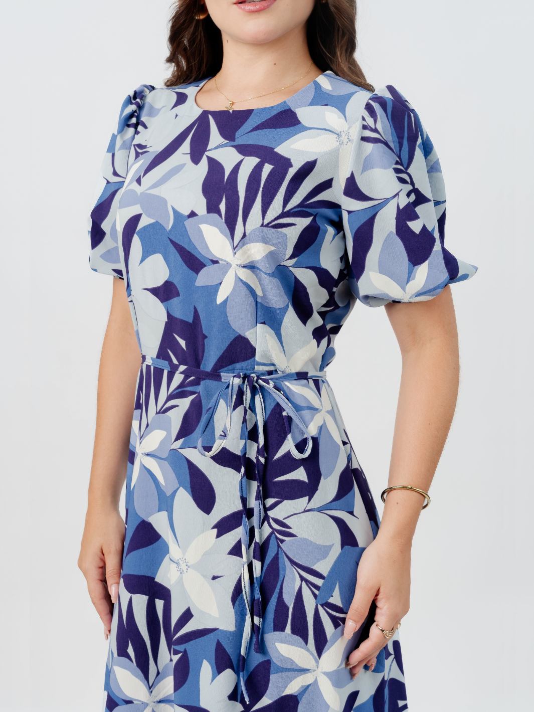 VESTIDO CASUAL LARGO OLIVIA CELESTE FLOREADO