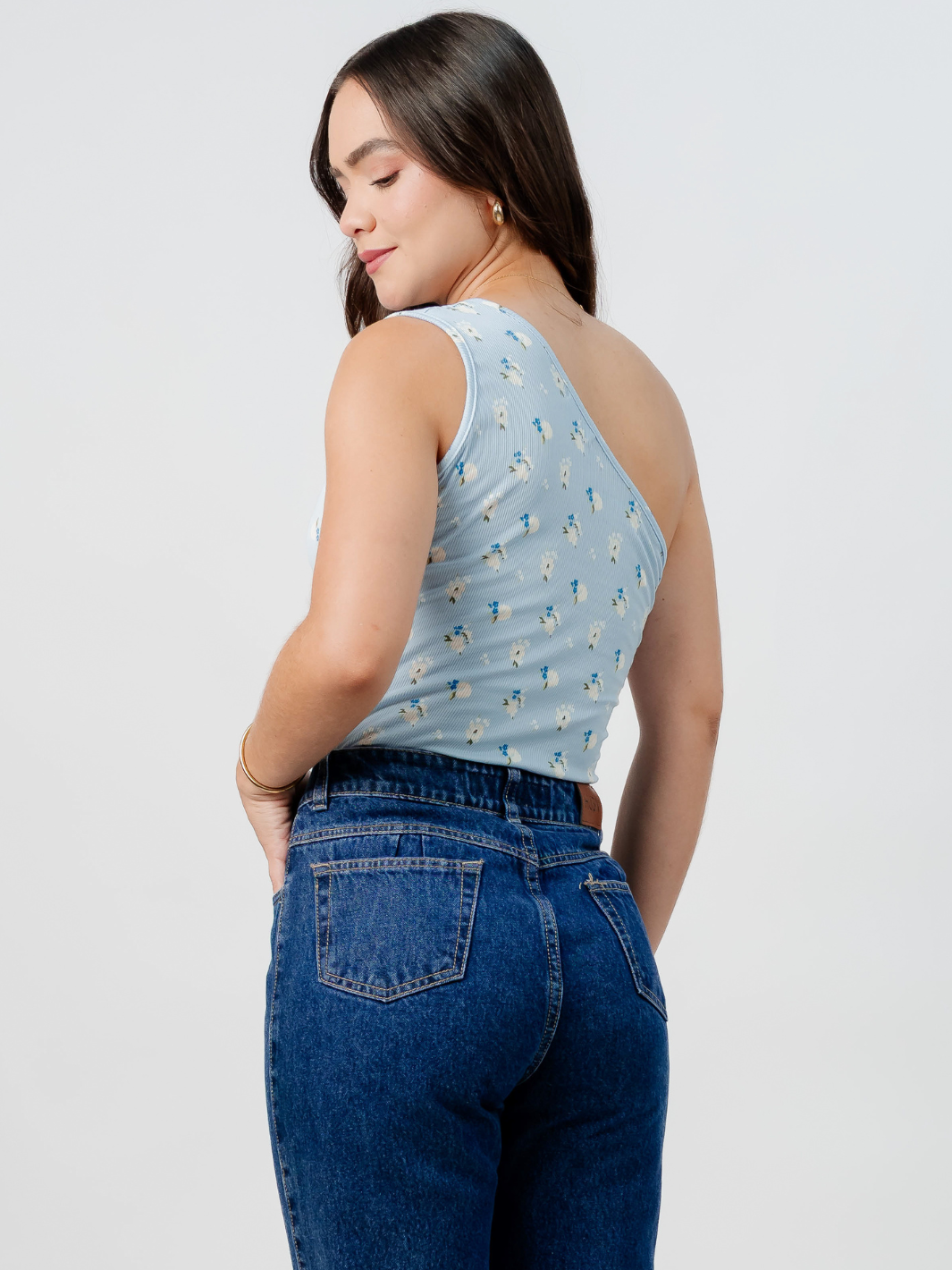 TOP ASIMETRICO MARIE CELESTE FLORES