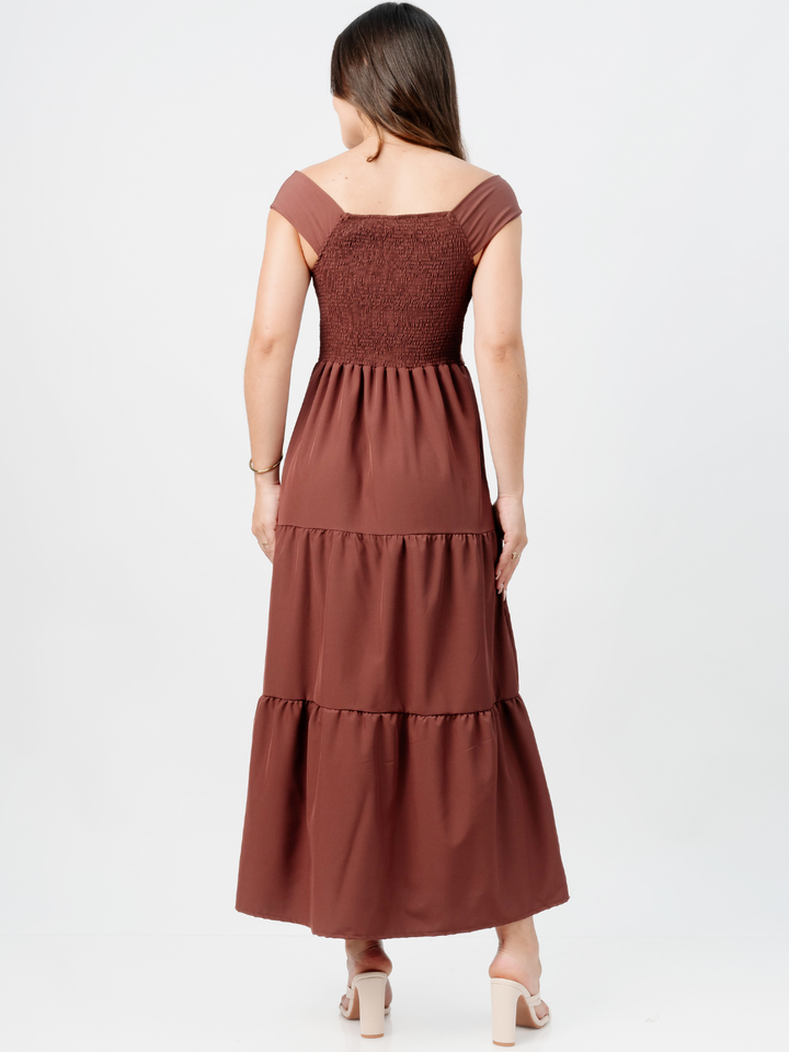 VESTIDO CASUAL CON ESCOTE SUTIL TERESA CHOCOLATE