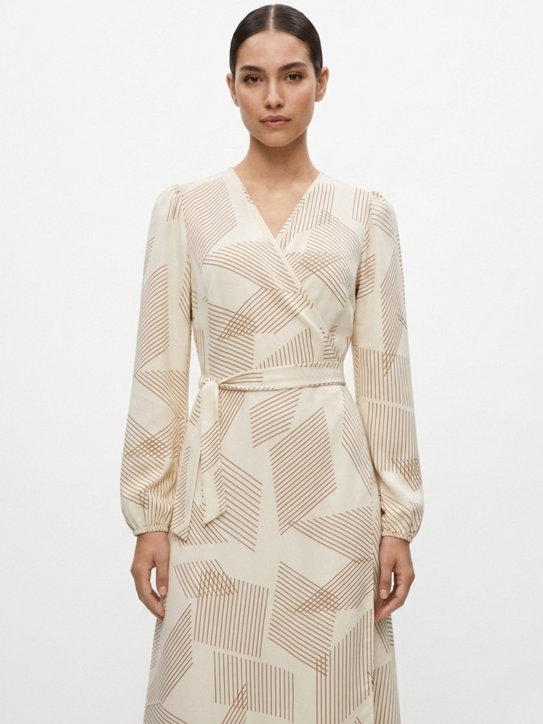 VESTIDO ENVOLVENTE SARA PERLA