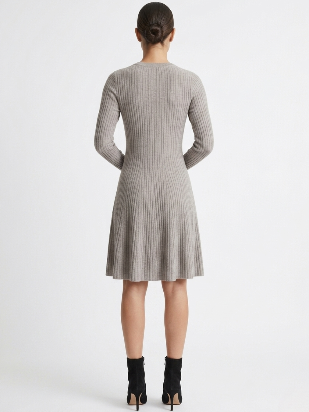 VESTIDO TEJIDO CON FALTA EN CORTE A JOANA MELANGE