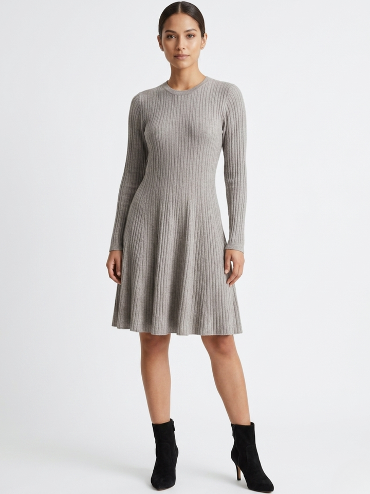 VESTIDO TEJIDO CON FALTA EN CORTE A JOANA MELANGE