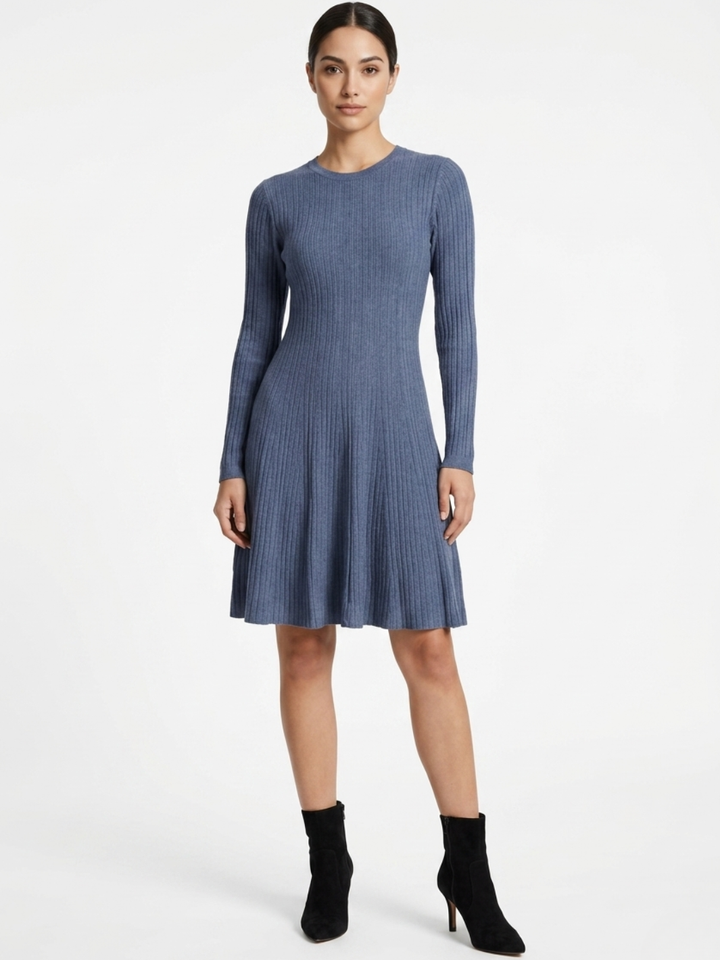 VESTIDO TEJIDO CON FALTA EN CORTE A JOANA ACERO
