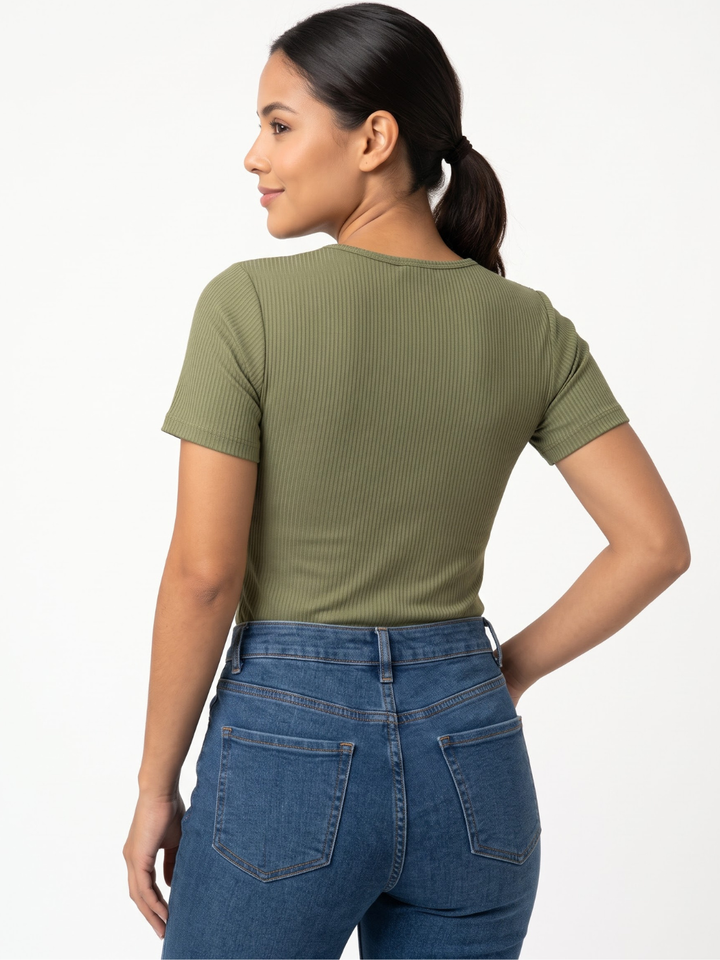 POLO MANGA CORTA CON CUELLO REDONDO AZUCENA VERDE