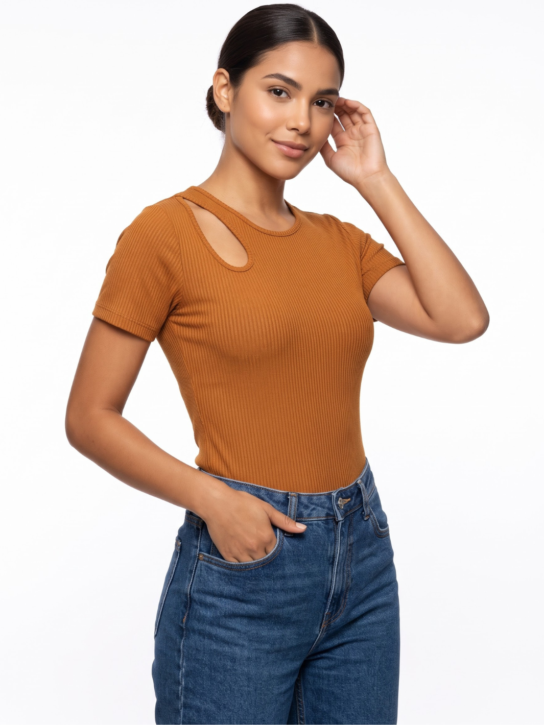 POLO MANGA CORTA CON CUELLO REDONDO AZUCENA CAMEL