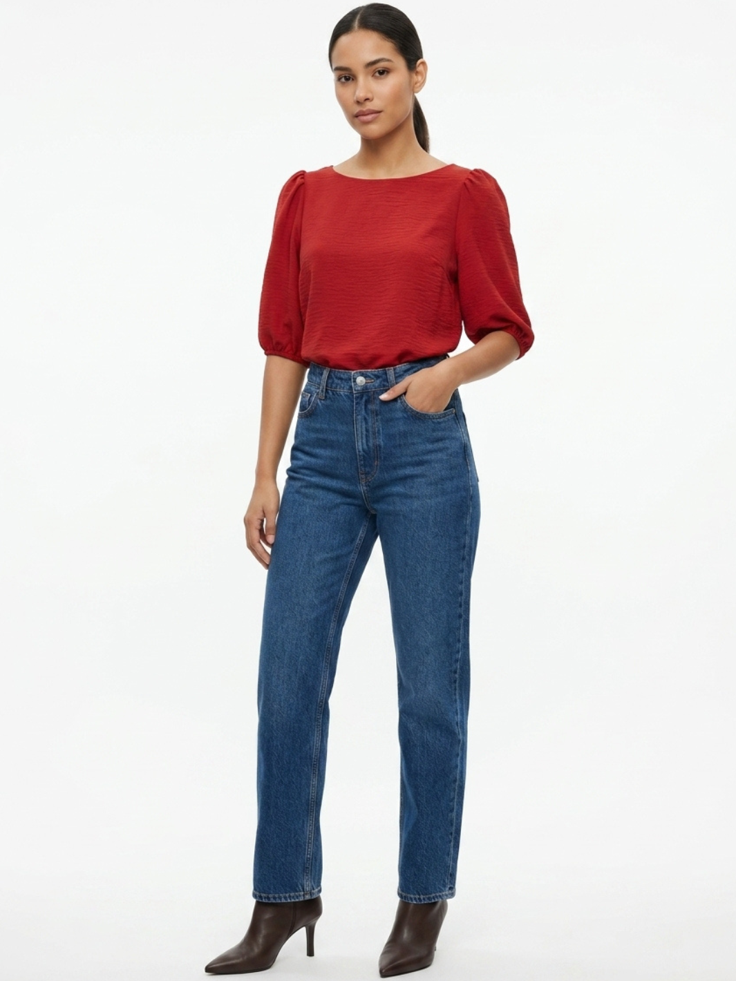 BLUSA MANGA 3/4 CON CUELLO OJAL LIVIA ROJO