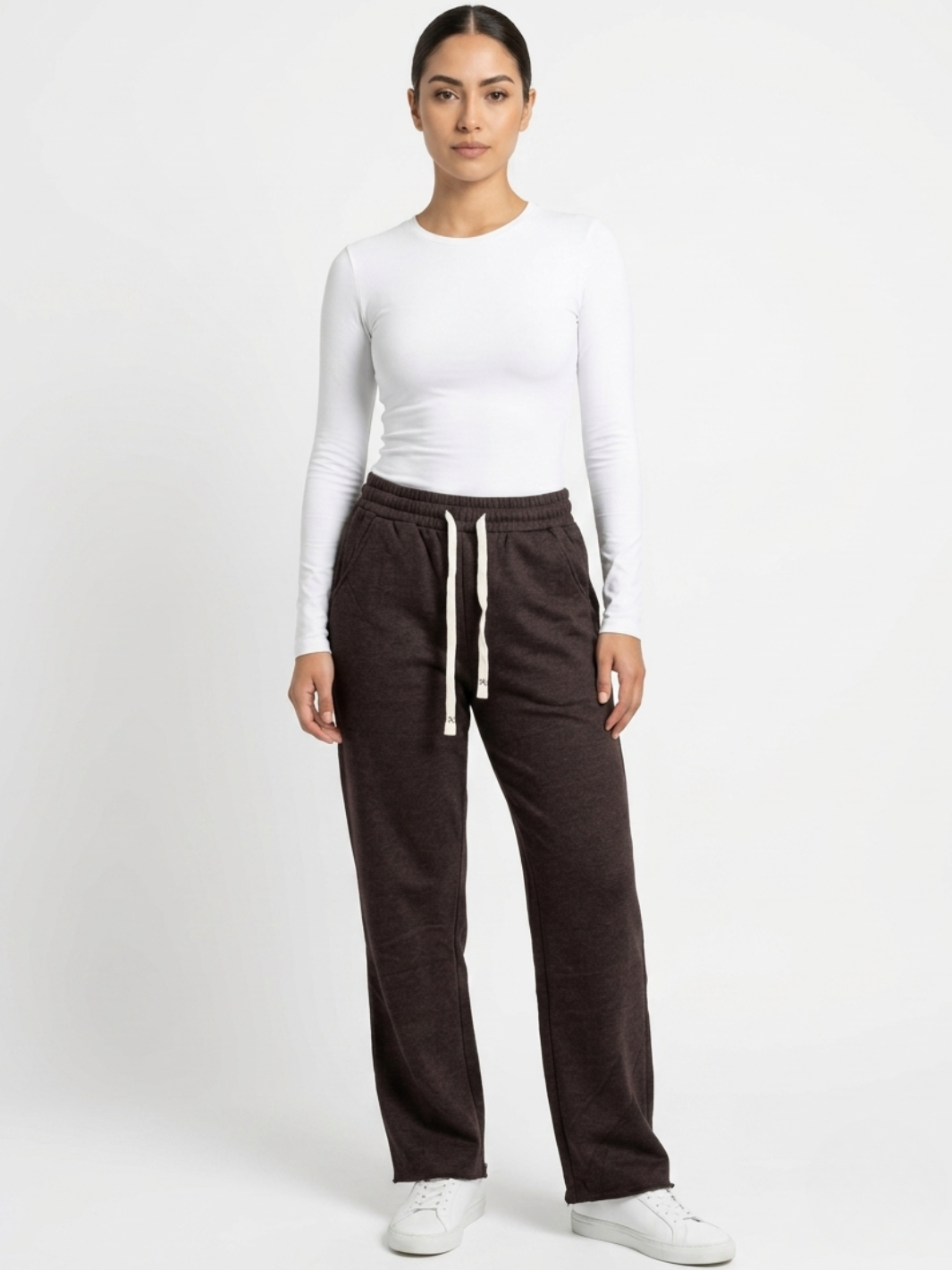 PANTALON CASUAL EN TELA CHOMPERA REMY CHOCOLATE
