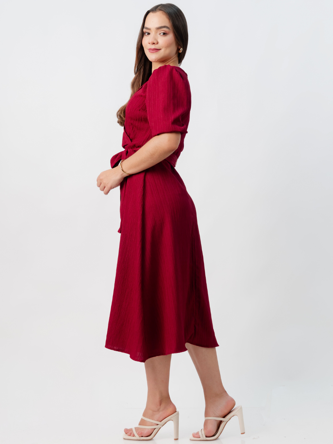 VESTIDO MIDI EN CORTE A CON LAZO SOLEDAD VINO