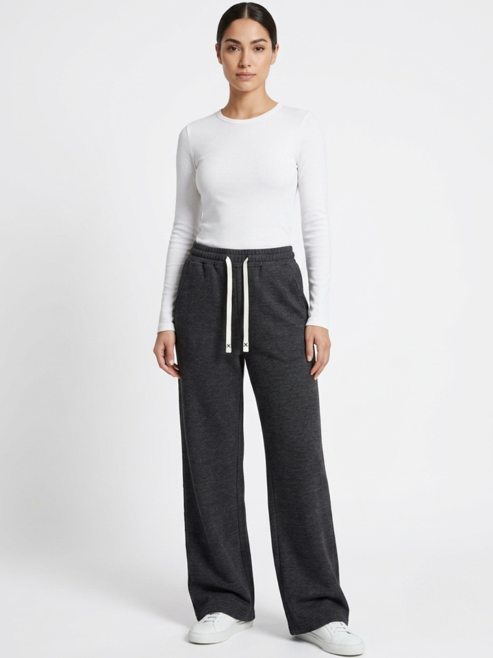 PANTALON CASUAL EN TELA CHOMPERA REMY GRIS OSCURO
