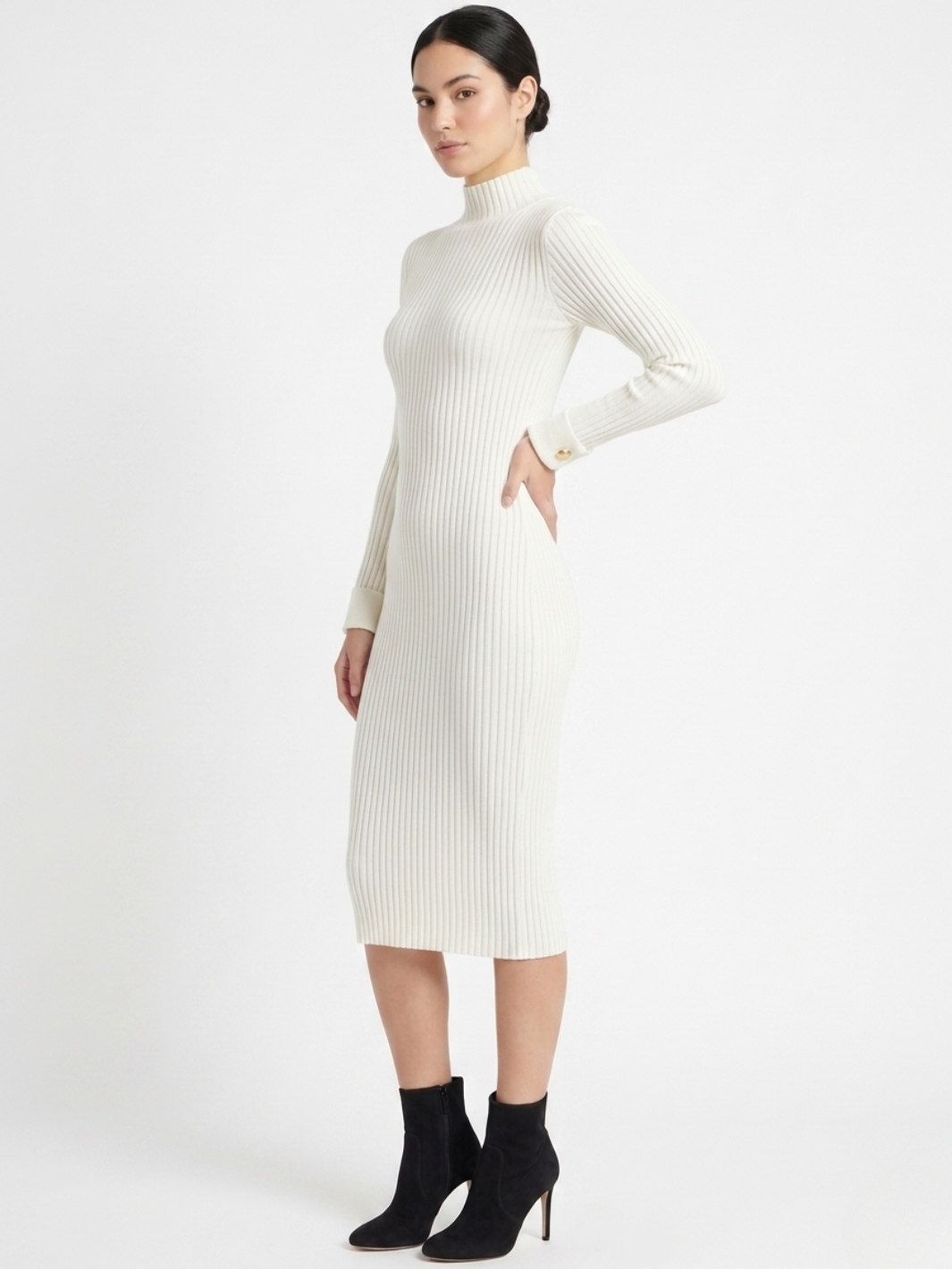 VESTIDO TEJIDO CON CUELLO ALTO MADDI CREMA