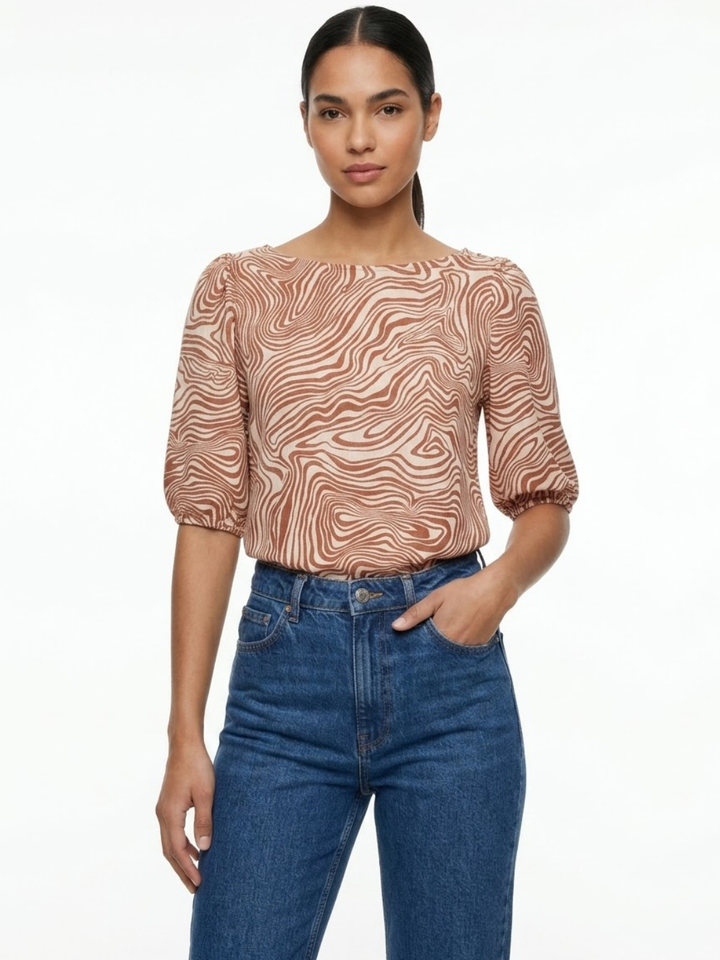 BLUSA MANGA 3/4 CON CUELLO OJAL LIVIA DURAZNO/PERLA
