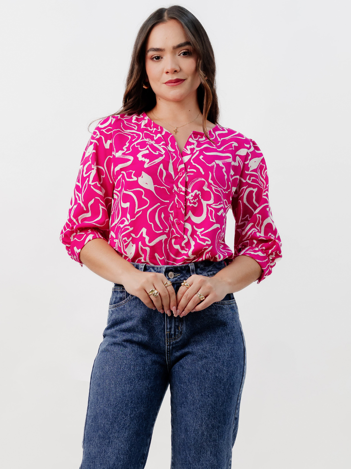 BLUSA MANGA 3/4 CALA FUCSIA FLOREADO