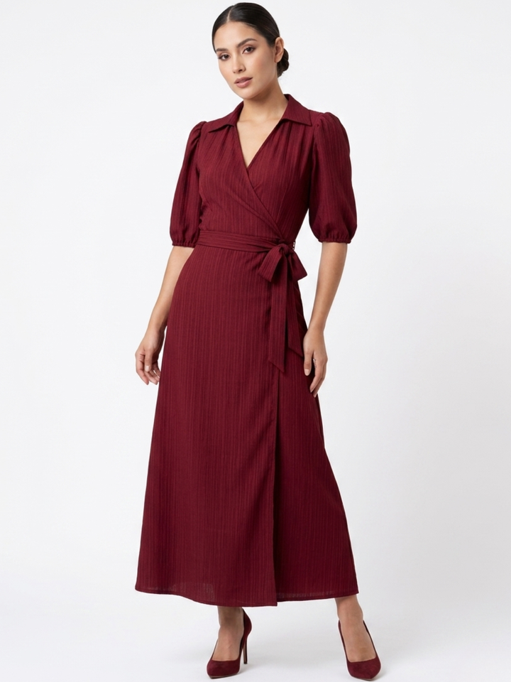 VESTIDO ENVOLVENTE CON CUELLO CAMISERO GRACE VINO