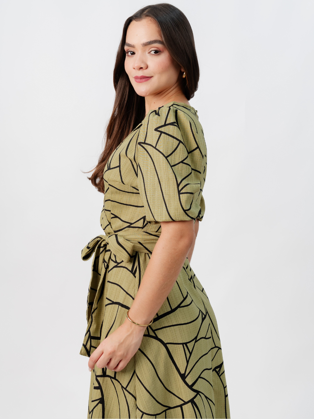 VESTIDO MIDI EN CORTE A CON LAZO SOLEDAD VERDE