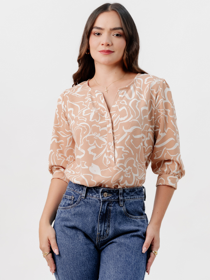BLUSA MANGA 3/4 CALA BEIGE FLOREADO