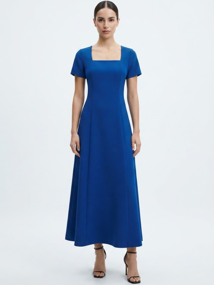 VESTIDO CASUAL CON CUELLO CUADRADO Y CORTE CAMPANA MABEL AZULINO