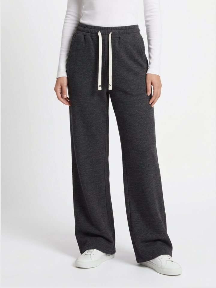 PANTALON CASUAL EN TELA CHOMPERA REMY GRIS OSCURO