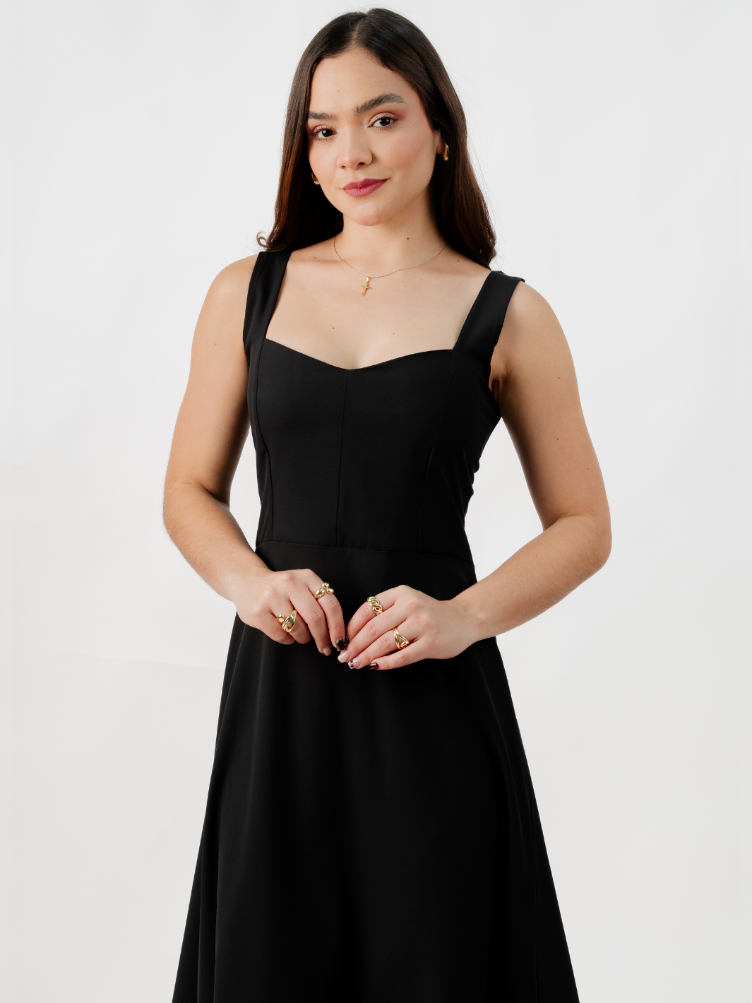 VESTIDO MIDI EN CORTE A SALLY NEGRO