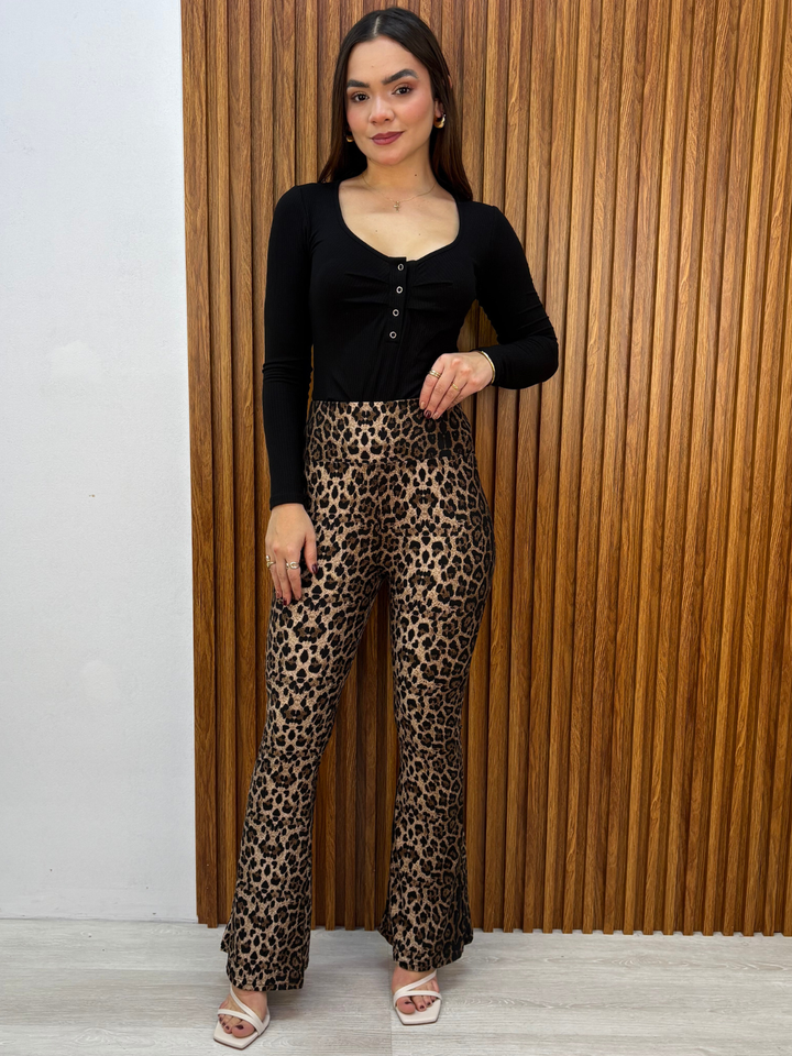 PANTALON FLARE DORA ANIMAL PRINT