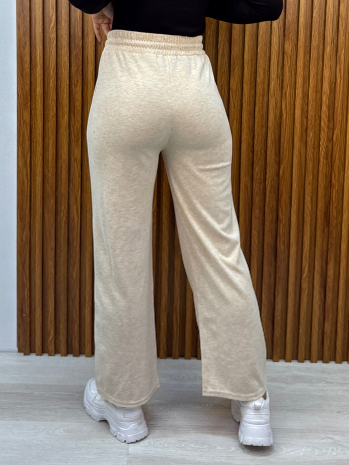 PANTALON CHOMPERO GABRIELA CREMA