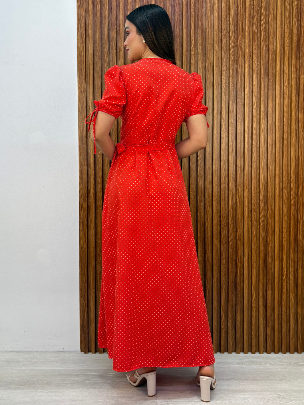VESTIDO ENVOLVENTE BRISA ROJO
