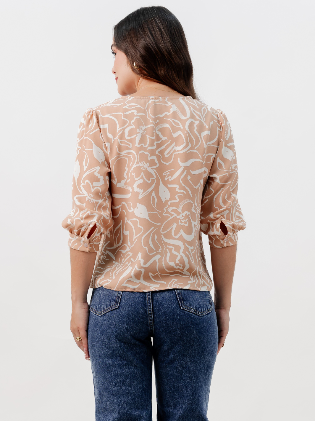 BLUSA MANGA 3/4 CALA BEIGE FLOREADO