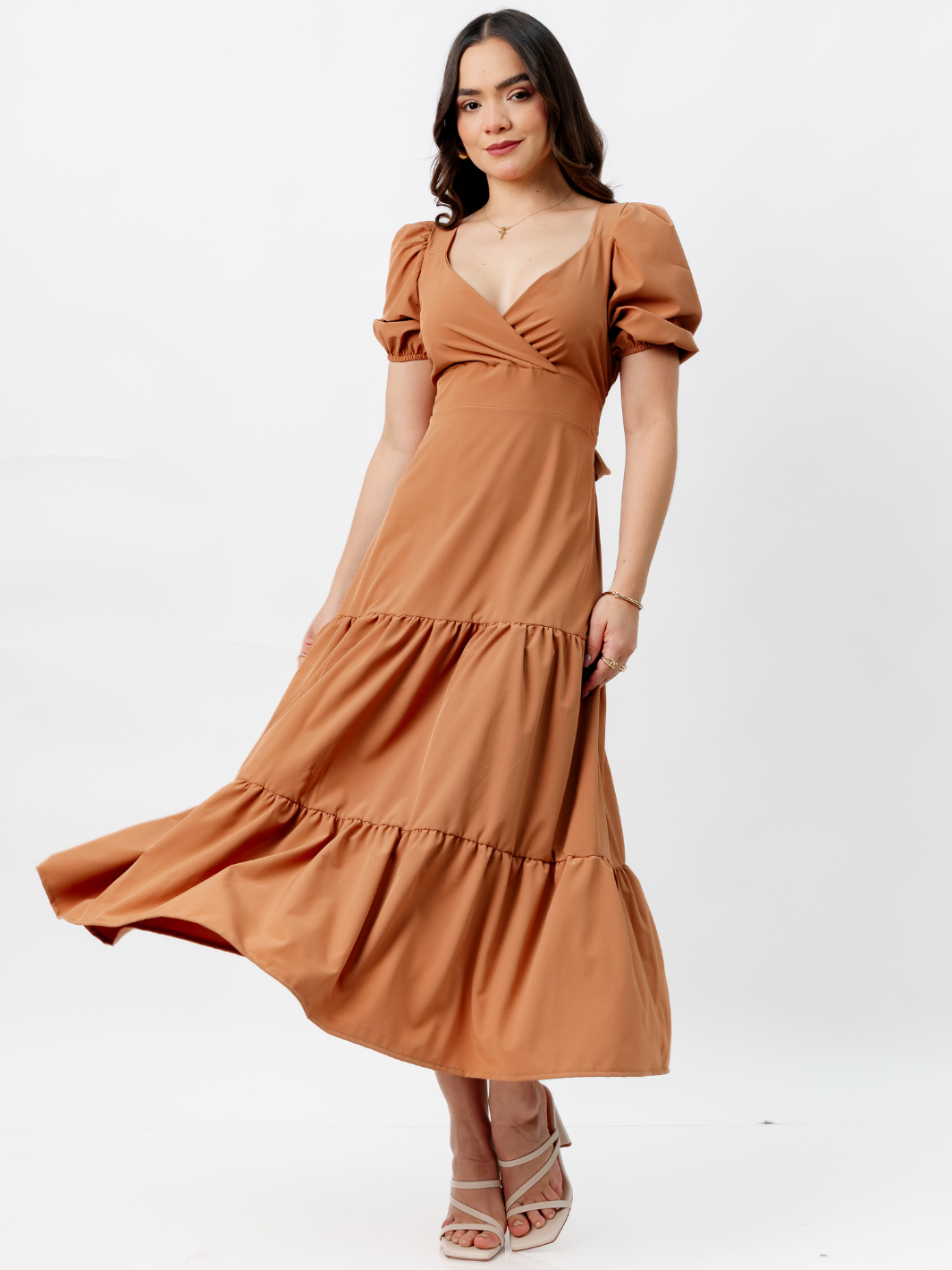 VESTIDO CASUAL LARGO CON LAZO TILZA CAMEL