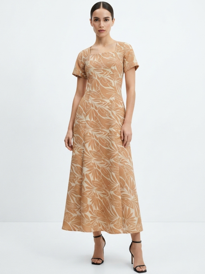 VESTIDO CASUAL CON CUELLO CUADRADO Y CORTE CAMPANA MABEL TERRACOTA FLOREADO
