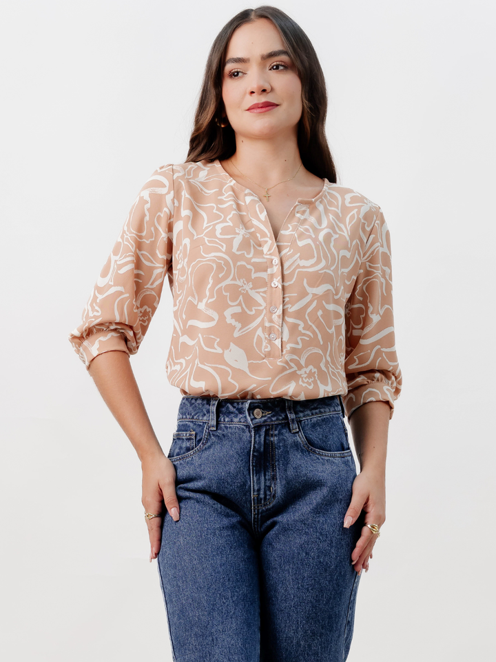 BLUSA MANGA 3/4 CALA BEIGE FLOREADO