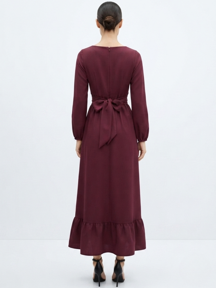 VESTIDO MANGA LARGA CON CUELLO OJAL Y LAZO GIANI VINO