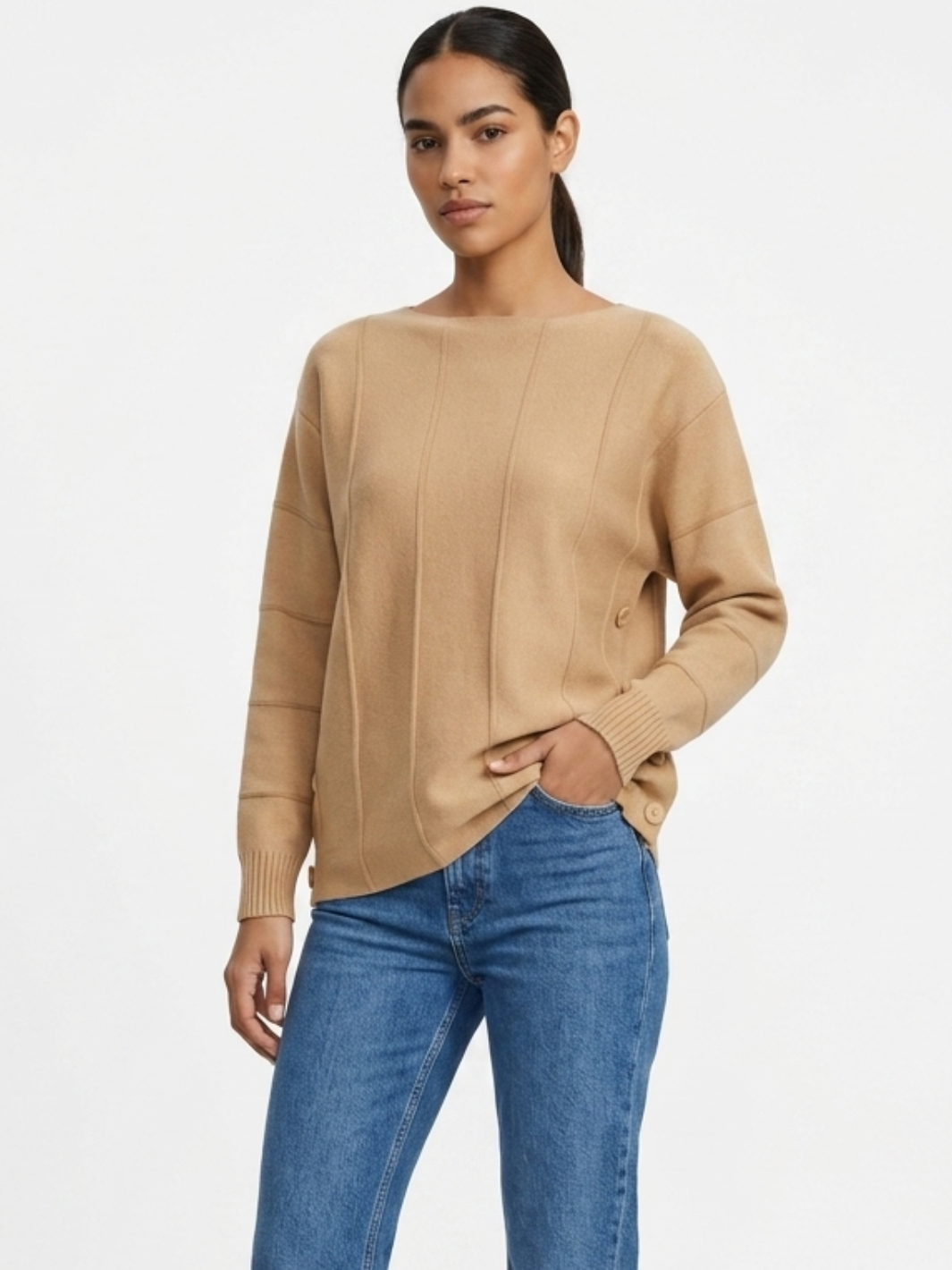 CHOMPA TEJIDA CON CUELLO OJAL AFRICA BEIGE