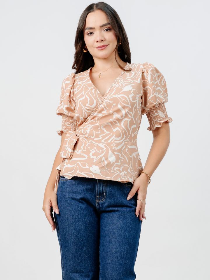 BLUSA PEPLUM ENVOLVENTE JACKIE BEIGE FLOREADO