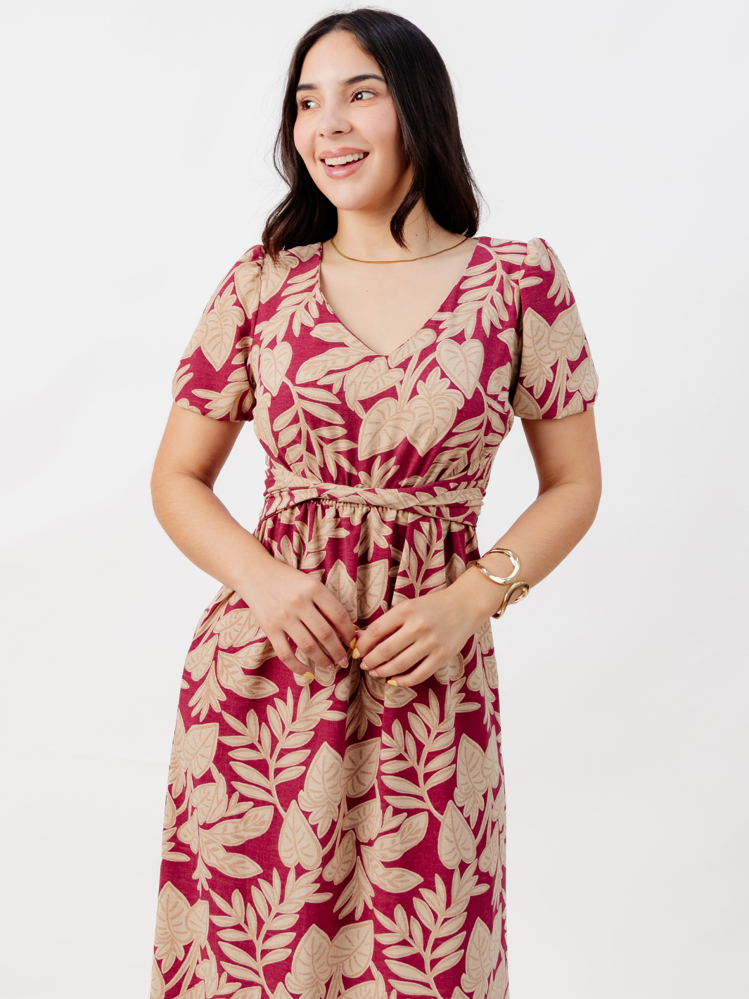 VESTIDO CASUAL LARGO REBECA VINO FLOREADO