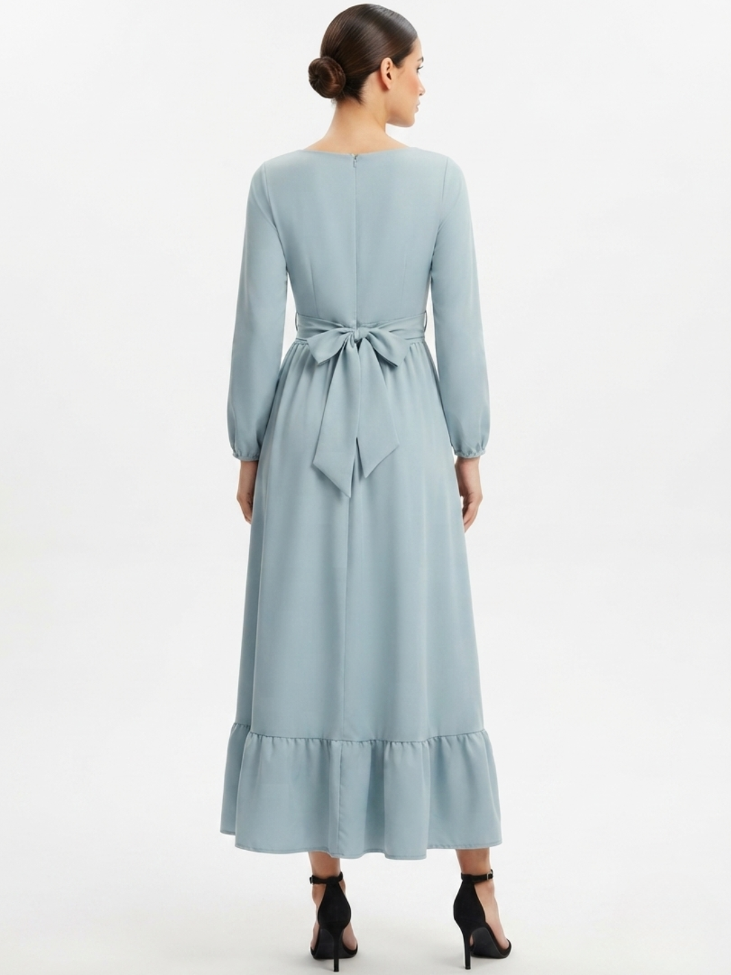 VESTIDO MANGA LARGA CON CUELLO OJAL Y LAZO GIANI CEMENTO
