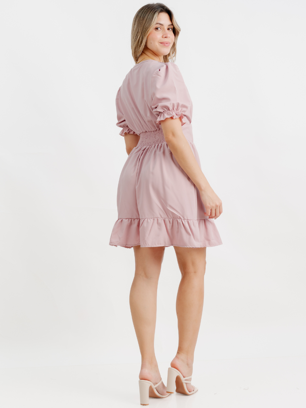 VESTIDO CORTO CON BOBO EN LA FALDA ARIEL PALO ROSA