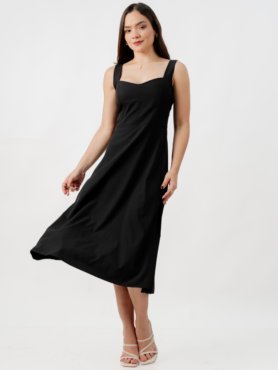 VESTIDO MIDI EN CORTE A SALLY NEGRO