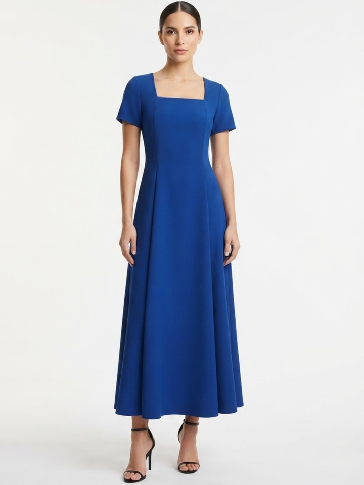 VESTIDO CASUAL CON CUELLO CUADRADO Y CORTE CAMPANA MABEL AZULINO