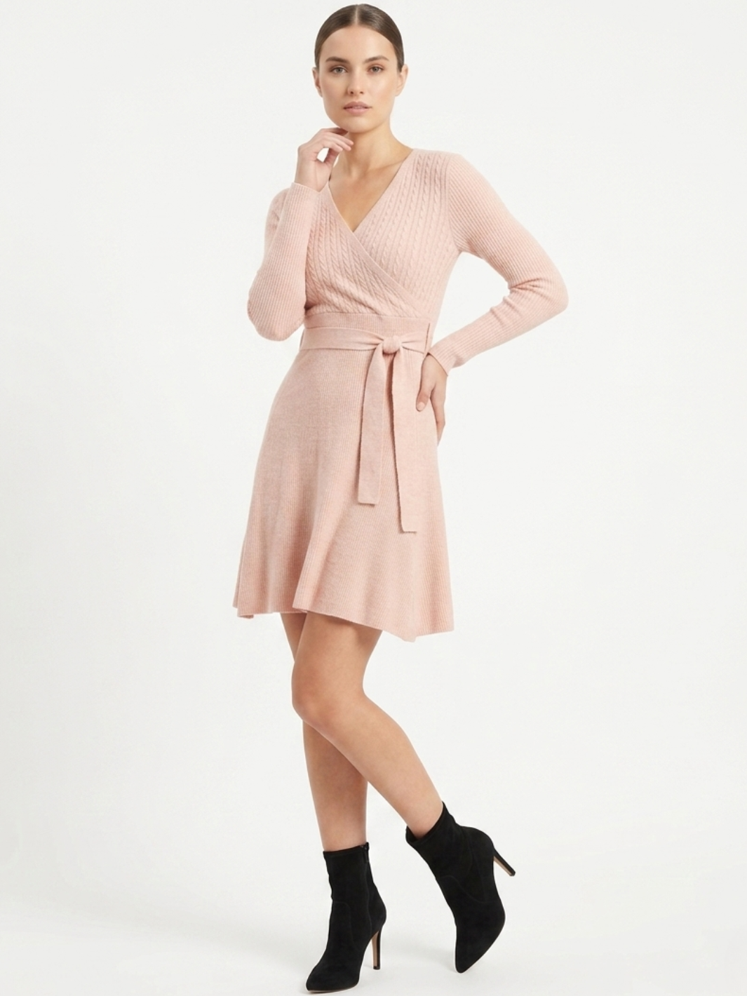 VESTIDO TEJIDO EN CORTE A PALOMA ROSA