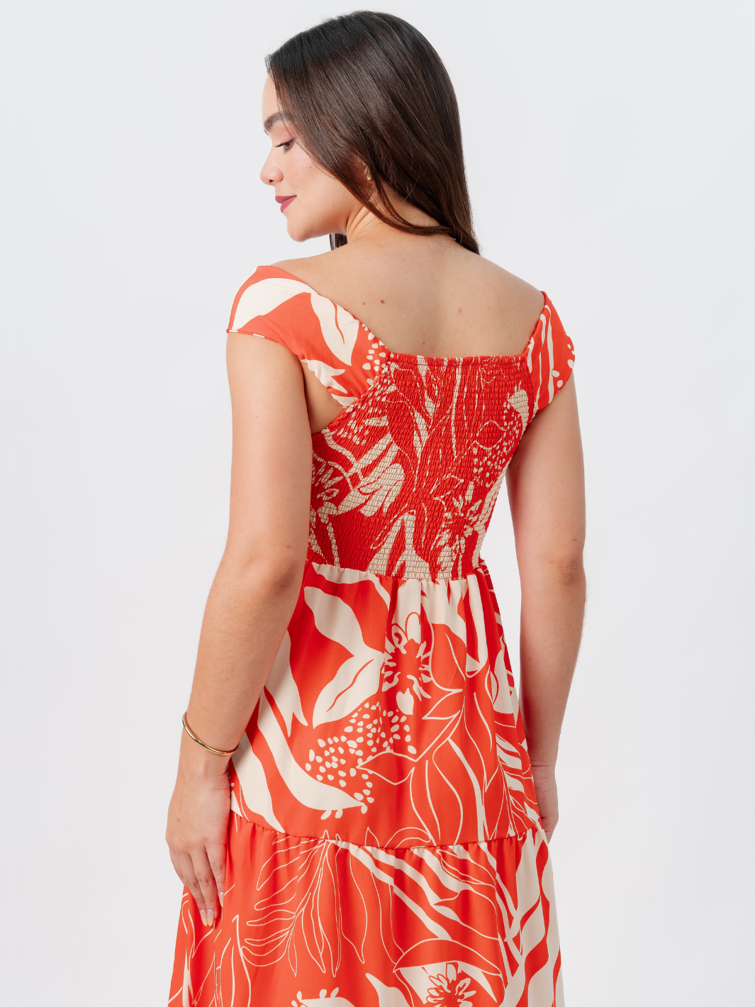 VESTIDO CASUAL CON ESCOTE SUTIL TERESA NARANJA FLOREADO