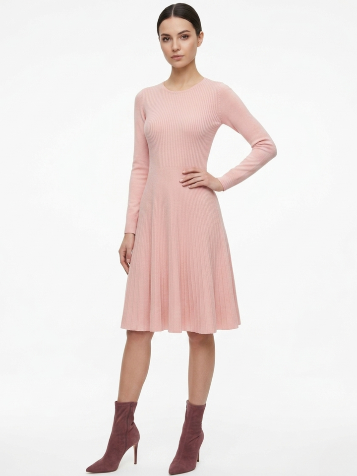 VESTIDO TEJIDO CON FALDA EN CORTE A YESENIA ROSA