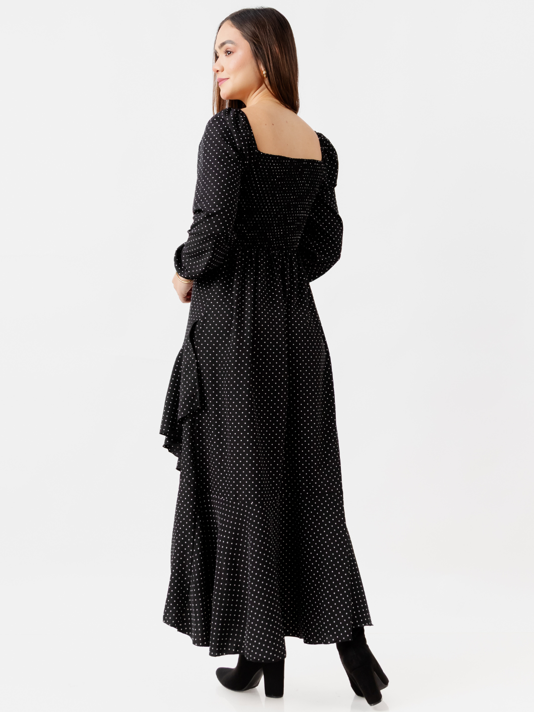 VESTIDO CON BOBO EN LA FALDA SOFIA NEGRO