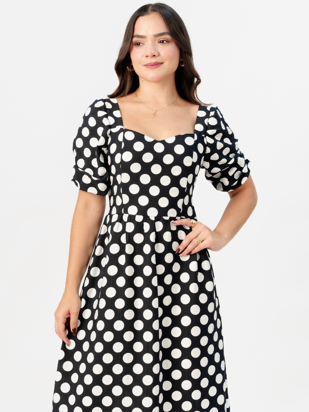 VESTIDO LARGO CON ESCOTE CORAZON FIORELLA NEGRO POLKA DOTS