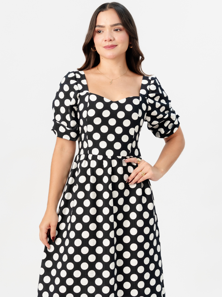 VESTIDO LARGO CON ESCOTE CORAZON FIORELLA NEGRO POLKA DOTS
