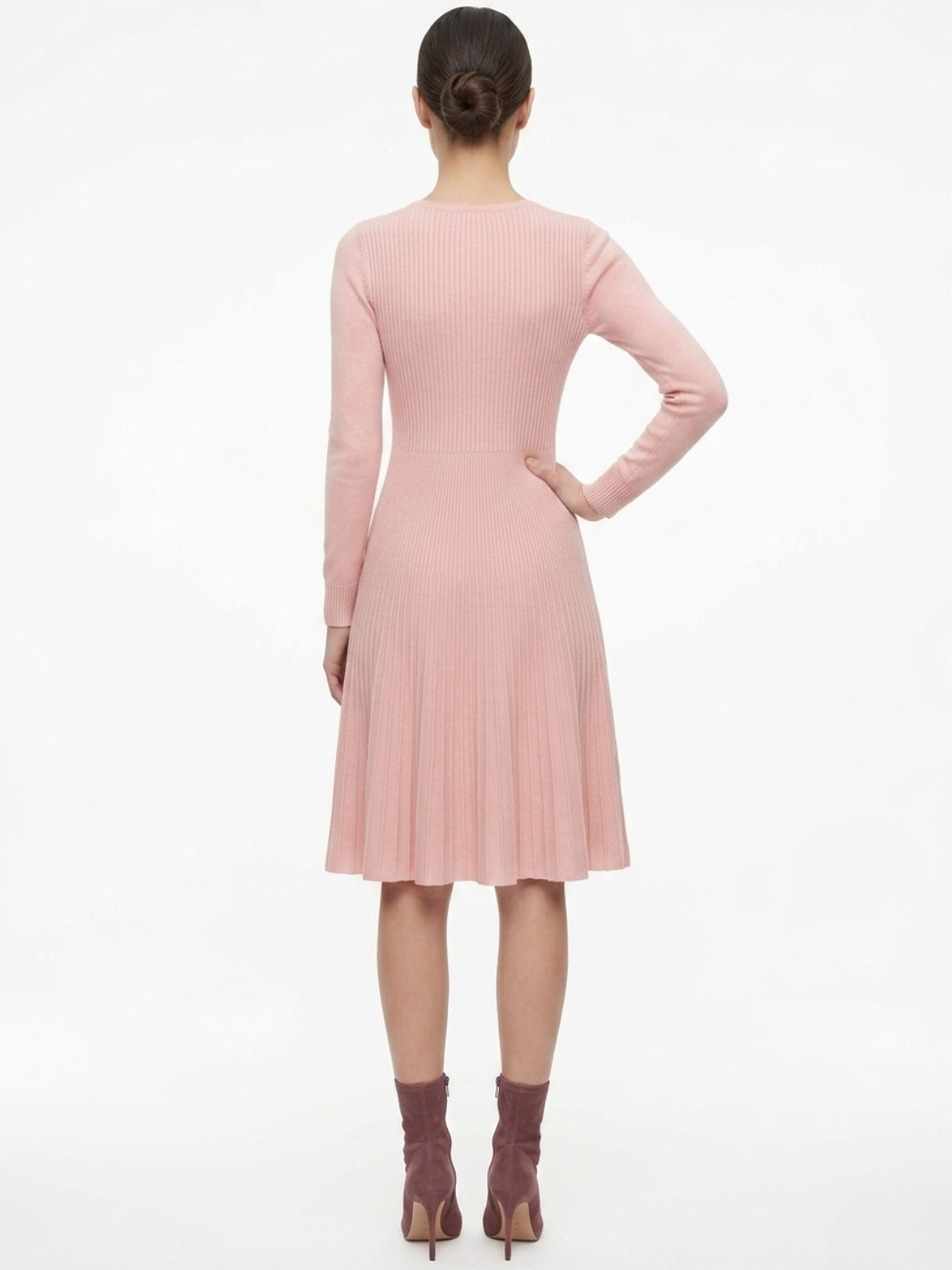 VESTIDO TEJIDO CON FALDA EN CORTE A YESENIA ROSA