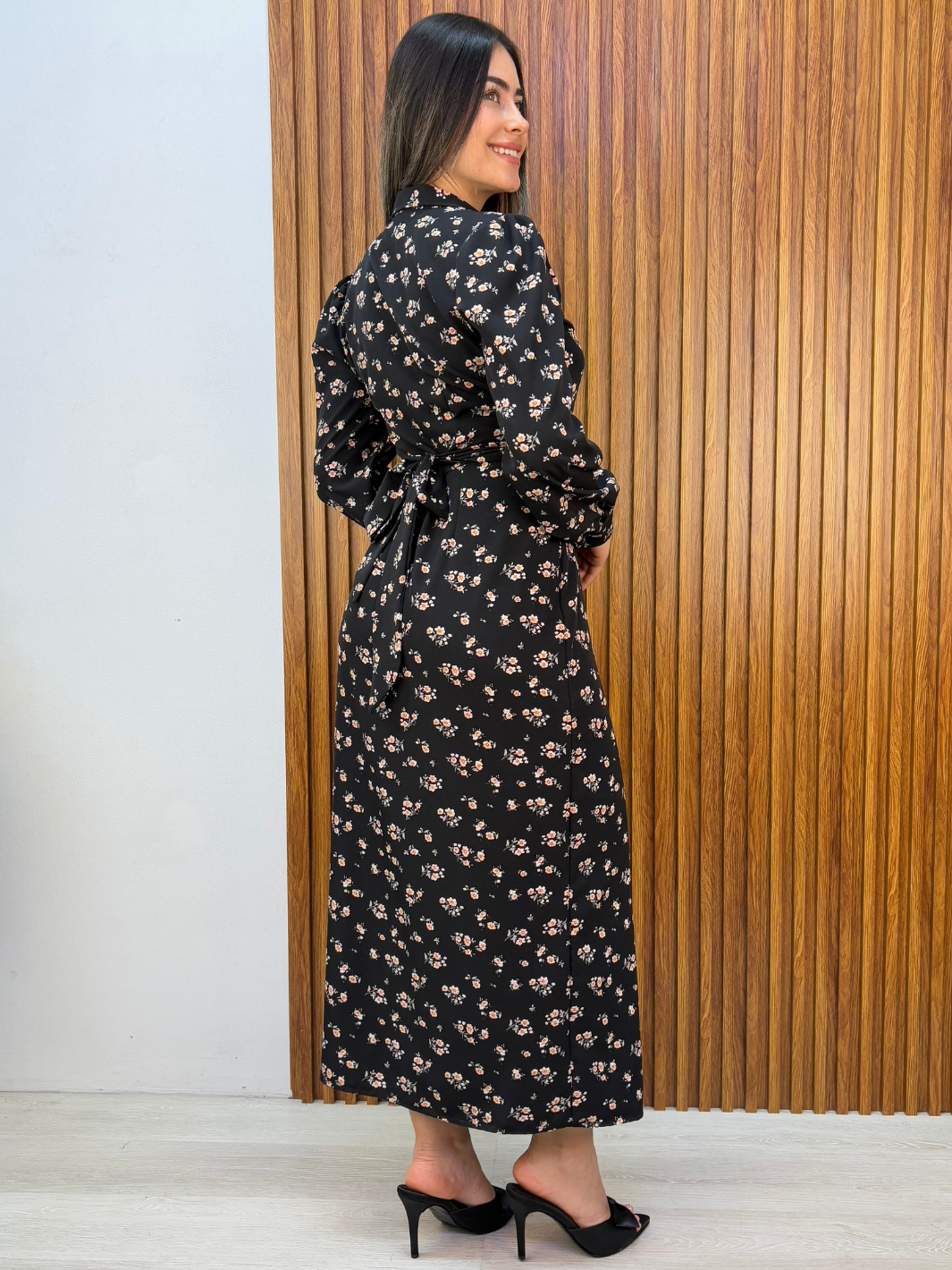VESTIDO ENVOLVENTE RAYZA NEGRO